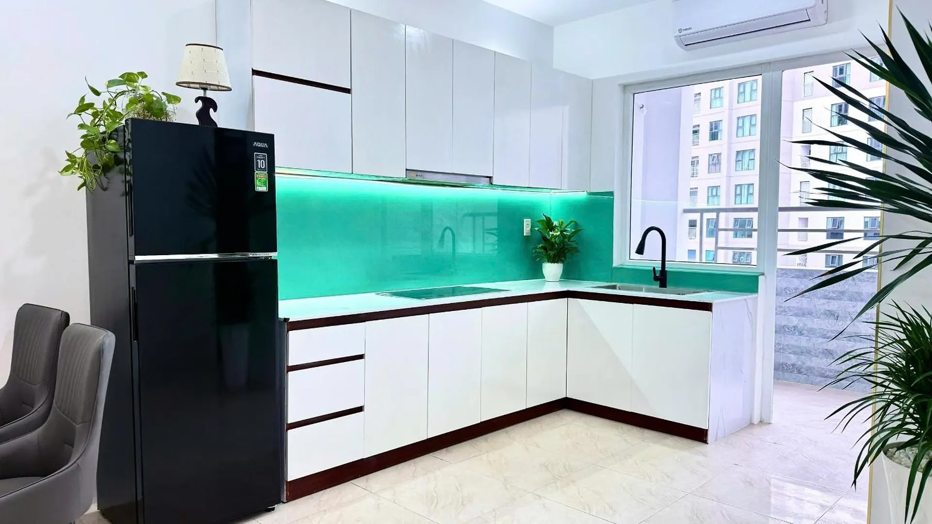 Nha Trang Sea View Apartment 0*, Nha Trang